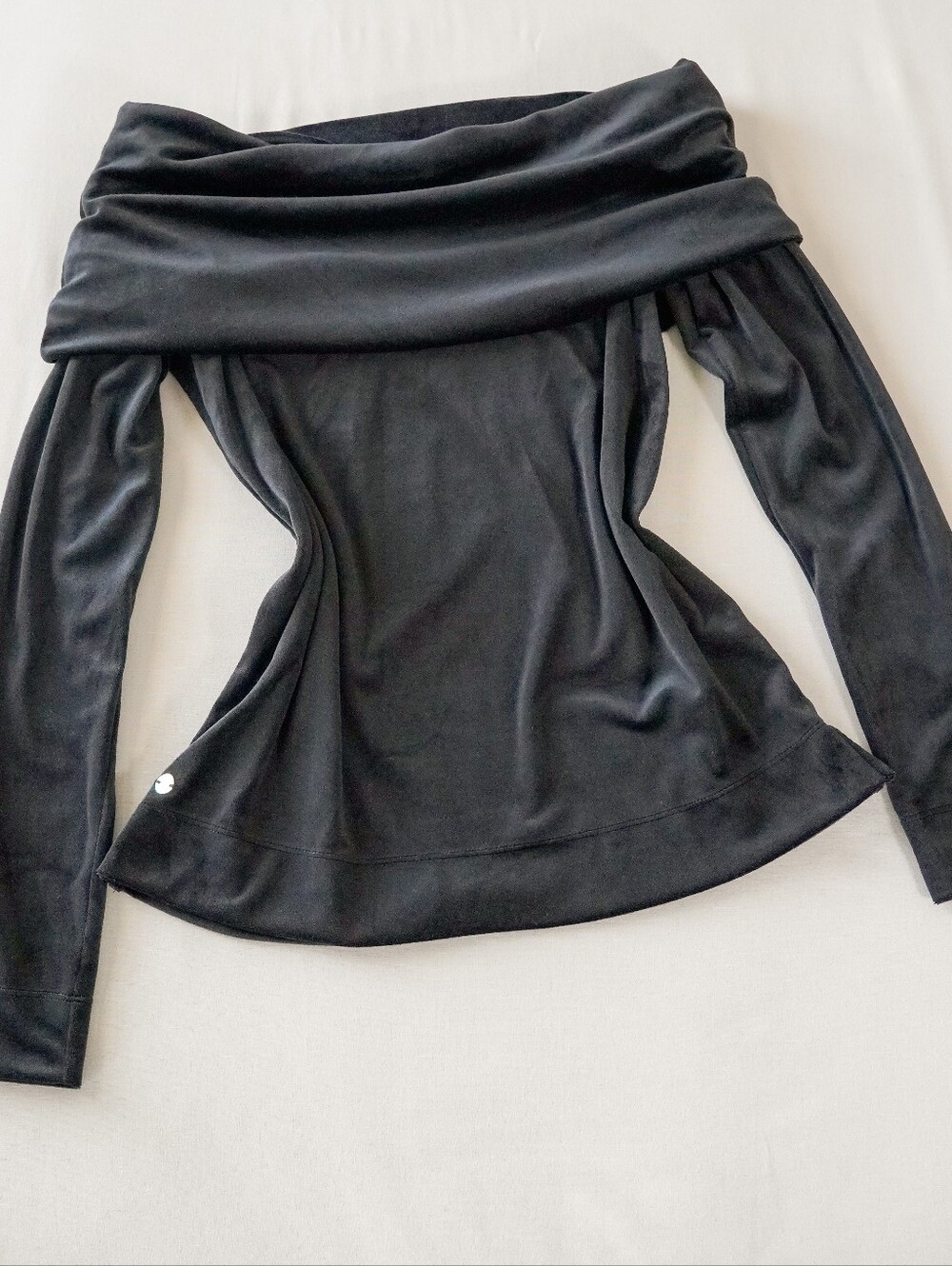 Lilly Pulitzer Belinda Velour Sweatshirt Onyx Black Off Shoulder Size S NWT